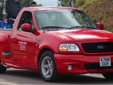 F150SVT皮卡_福特高性能皮卡驾驶体验全解析