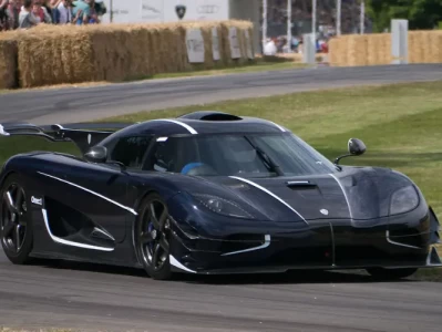 柯尼塞格one1_地表最强超跑