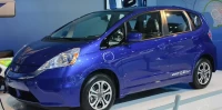 飞渡轿车_这款经济实用家轿值得入手
