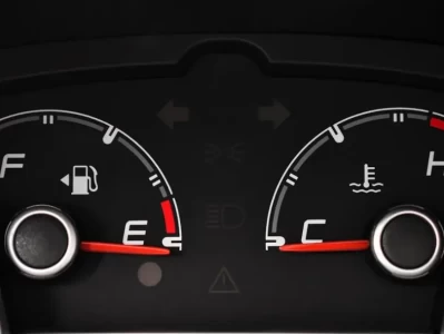 汽车油表_如何正确查看油量避免半路没油