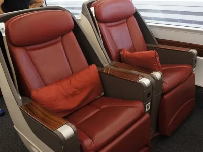 汽车座椅材质选择_哪种材质更舒适耐用