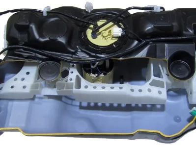 汽车油箱是什么材质_揭秘汽车油箱的材质构成与特性