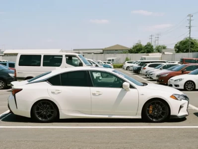 【深度揭秘】日本二手车为什么成了全球“硬通货”？从价格神话到购买避坑全指南