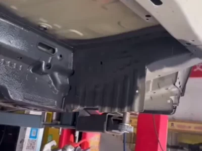 汽车底盘装甲是什么_详解汽车底盘防护的作用与原理