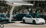 特斯拉H.E.L.P.应急闪光灯_升级版安全警示系统即将上车