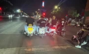 深入分析：为什么鬼火摩托那么危险，年轻人还是以身试险？