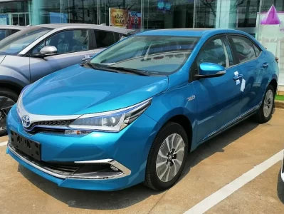 卡罗拉双擎E+送沪牌吗_2025年最新政策解读