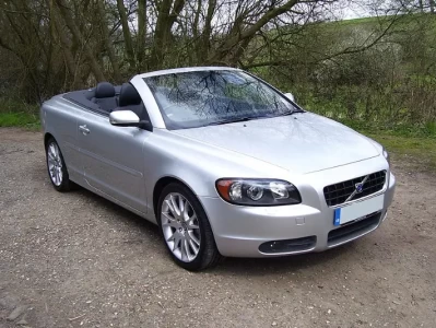 沃尔沃C70跑车报价及车型详解