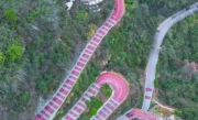 矮寨盘山公路_中国最美险峻公路自驾攻略