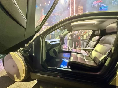 马斯克重申特斯拉 Cybercab 无方向盘和踏板，将如何改变未来出行？