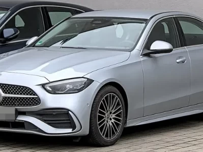 宾士是什么车_豪华座驾的代名词