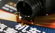 波仕卡机油和美孚哪个好_两款机油性能对比评测