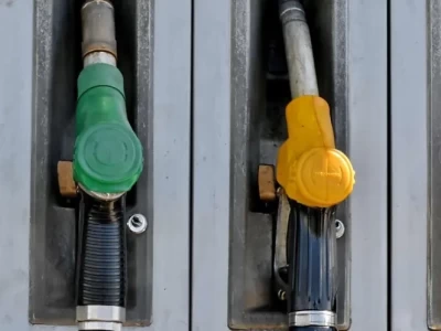 柴油闪点_影响发动机性能的关键指标解析