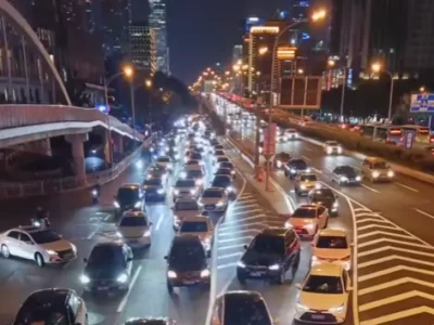 今日北京早高峰堵不堵_明早7:30-8:30交通指数或达严重拥堵