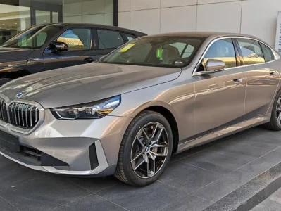 2026年再看宝马5系(G68)：除了标，还剩几分“巴伐利亚灵魂”？万字实测后的真话