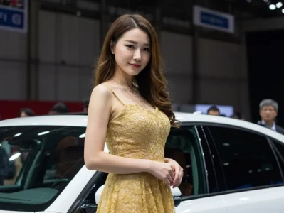 汽车水晶镀膜价格_深度解析镀膜效果与性价比对比