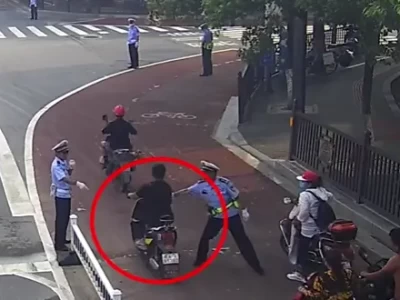 电动车被交警拦下逃跑_骑电动车逃避检查的后果详解