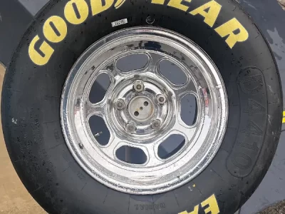 固特异轮胎寿命_轮胎能用几年及更换标准解析