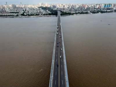 武汉长江大桥限行政策_最新绕行方案及实用通行指南