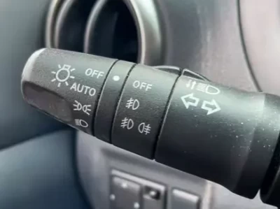 汽车上的auto是什么意思_auto hold功能详细解析