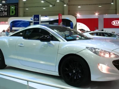 想买标致RCZ？先搞清楚一件事：这车已经死了，但你还能"盗墓