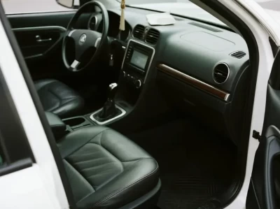 汽车内饰翻新_爱车焕新只需这几步