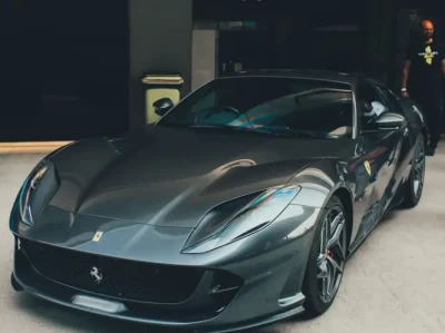 法拉利812 GTS停产解析：V12敞篷传奇的谢幕与新生