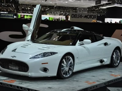 世爵怎么样_豪车界的艺术品