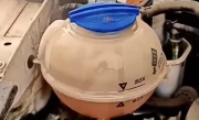 汽车防冻液多长时间更换_手动更换完整指南
