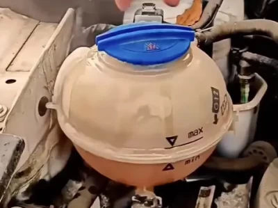 汽车防冻液多长时间更换_手动更换完整指南