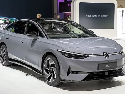 传奇小钢炮“触电”：大众 GTI 的电动化未来能否延续辉煌？