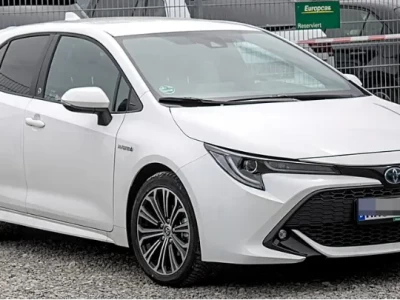 卡罗拉参数配置_2025款油耗实测与高清图片测评