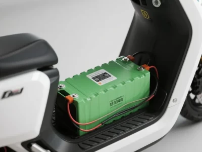 星恒发布高性能电摩锂电池，续航迈入“百公里时代”