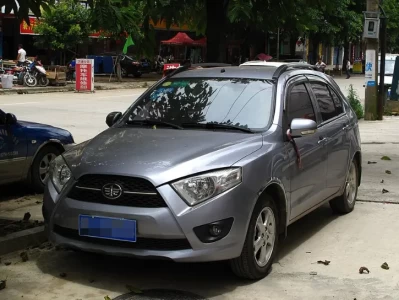 穿越时代的“跨界”尝试：深度复盘夏利N7的荣辱兴衰与现下价值