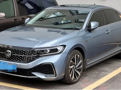 帕萨特2022款星空豪华版_2025年依然值得入手的经典车型