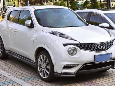 英菲尼迪ESQ：是个性“小钢炮”还是日产换标？深度解析这款特供中国的跨界SUV