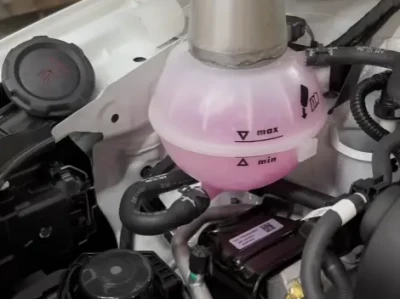 汽车冷却液为什么会少_冷却液减少的5个常见原因解析