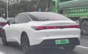 上海绿牌照是什么汽车_新能源车型申请条件全解析