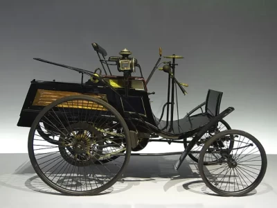 最早的汽车是什么时候发明的_汽车发展历史关键时间点解析