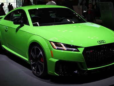 奥迪TT 2.0T 报价详解：从新车谢幕到二手残值全解析