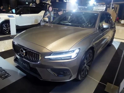 沃尔沃V60 T5价格_V60 T5最新报价及配置解析
