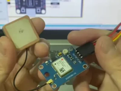 汽车外置GPS模块_车载导航升级必备的定位神器