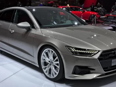 奥迪A7 Sportback深度解读：为何它被称为“西装暴徒”？2025选购指南与“颜值哲学”