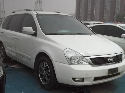 起亚威客：一款被时代遗忘的韩系MPV，为何二手车市场突然有人追捧？
