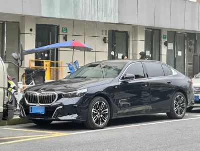 如何评价BMW525Li这款轿车