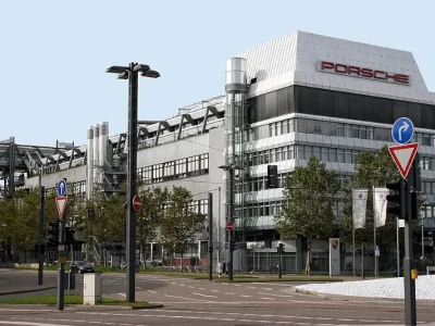 保时捷总部历史_传奇跑车品牌的诞生地与参观攻略