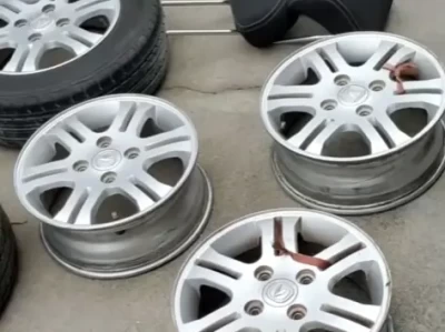 奔奔mini轮毂改装_小改款大升级的轮毂方案