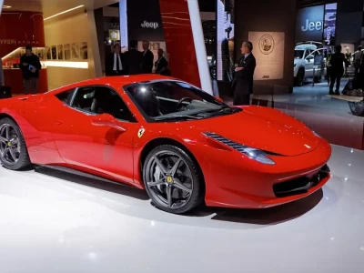 法拉利458 Italia 全面解析：自吸超跑时代的传奇丰碑