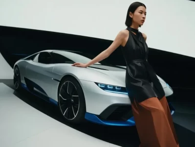 汽车大灯什么灯最亮_2025最新车灯亮度排行榜