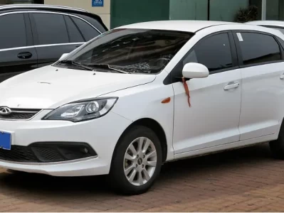 奇瑞风云2两厢颜色选择_这款小车提供多少种时尚配色方案